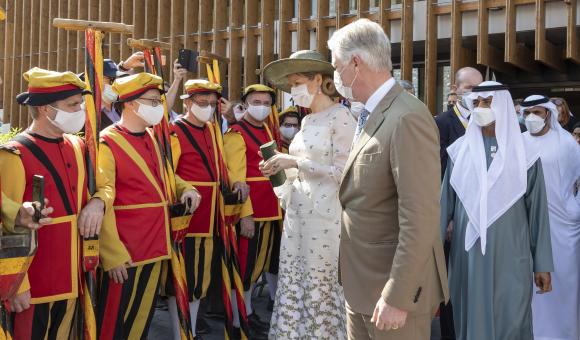 The King and Queen of Belgium greeted the Ommegang present for Belgian National Day at the Dubai Expo.