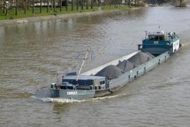 Boat on the Meuse, close to the park of Boveri (Liège)